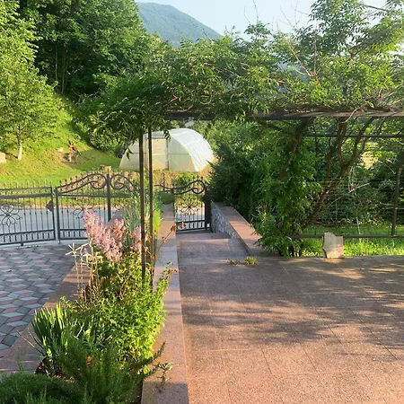 Relaxing Ilidza With Lush Garden & Bbq In Sarajevo *