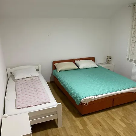 Sarajevo Villa With Garden, Kids Pool And Calm Area Villa *