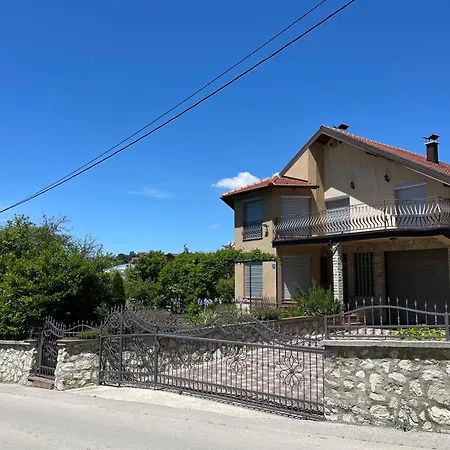 Villa Sarajevo Villa With Garden, Kids Pool And Calm Area Osenjace